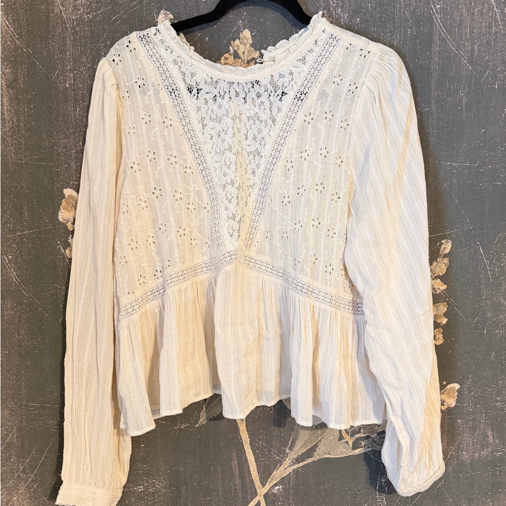 American Eagle Outfitters Cream Lace Blouse